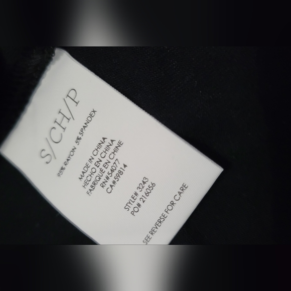 CAbi Convertible Beyond Tee NWOT - Picture 8 of 11